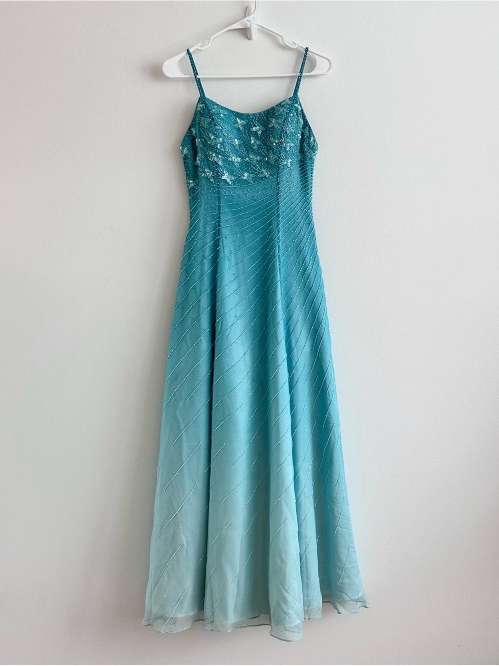 Vintage Tiffany Designs Silk Blue Ombré Floral Beaded Sequin A-Line Evening Gown